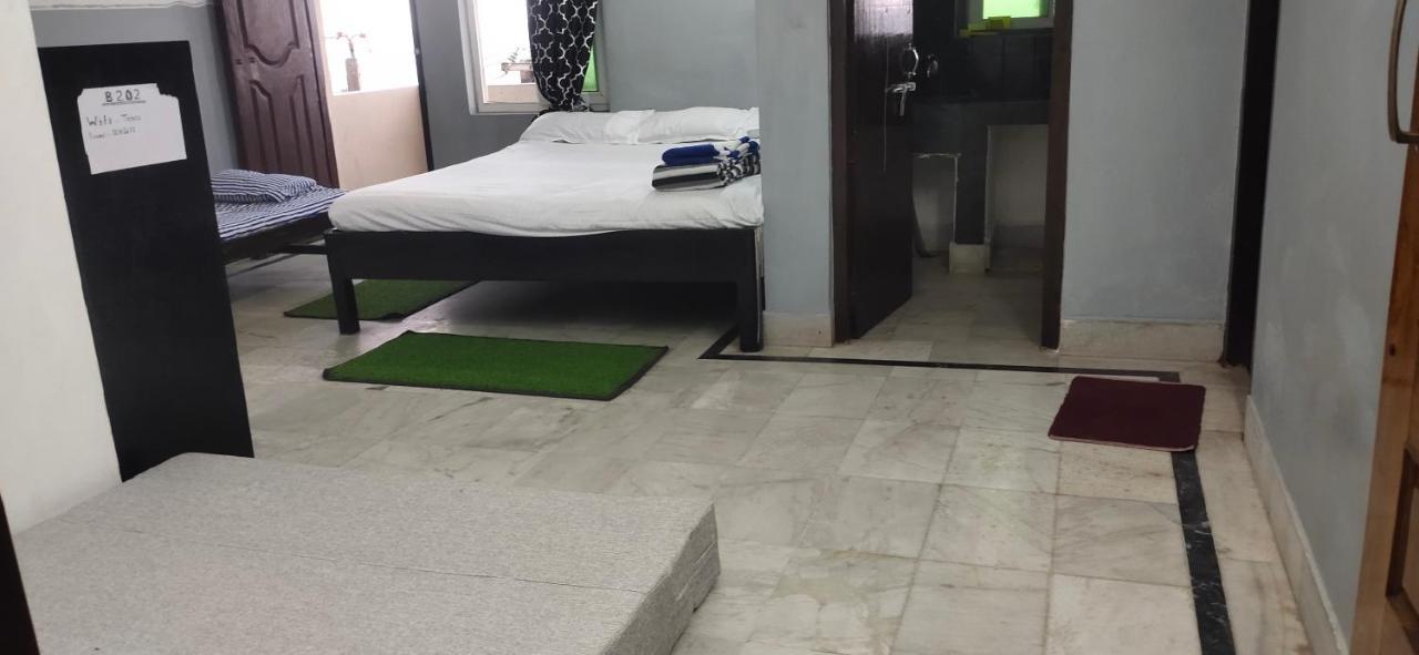 Nirman Beach Homestay Puri Esterno foto