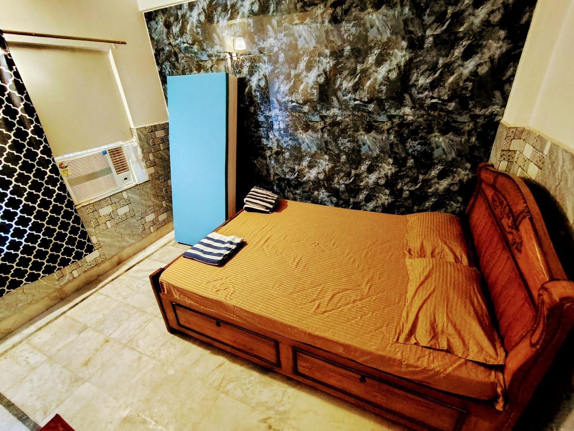 Nirman Beach Homestay Puri Esterno foto