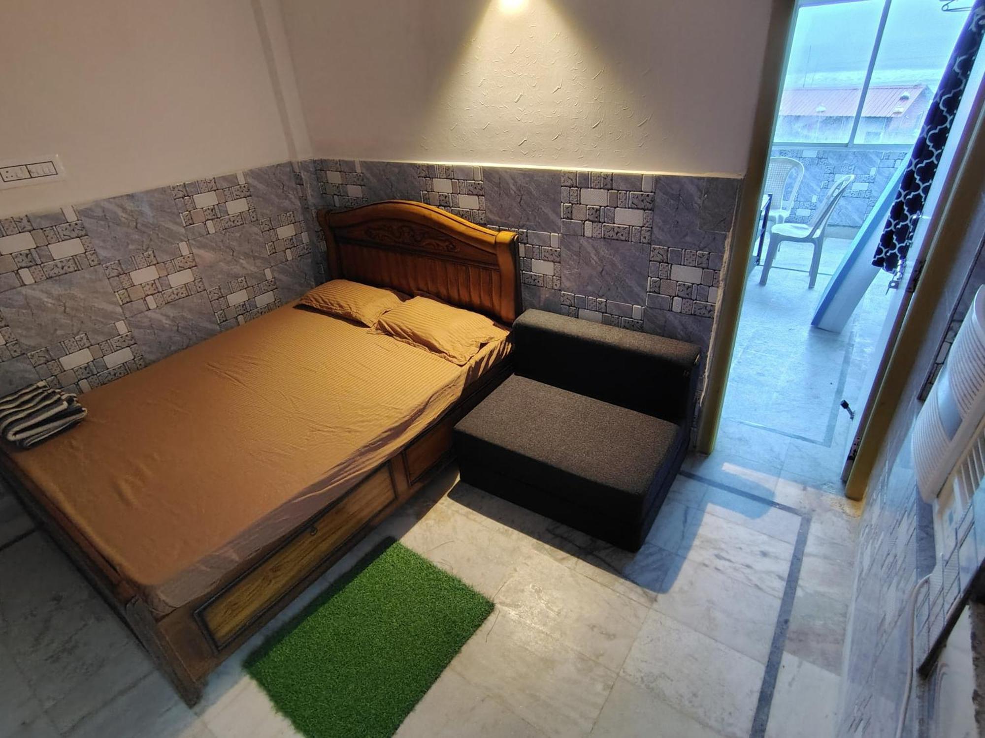 Nirman Beach Homestay Puri Esterno foto