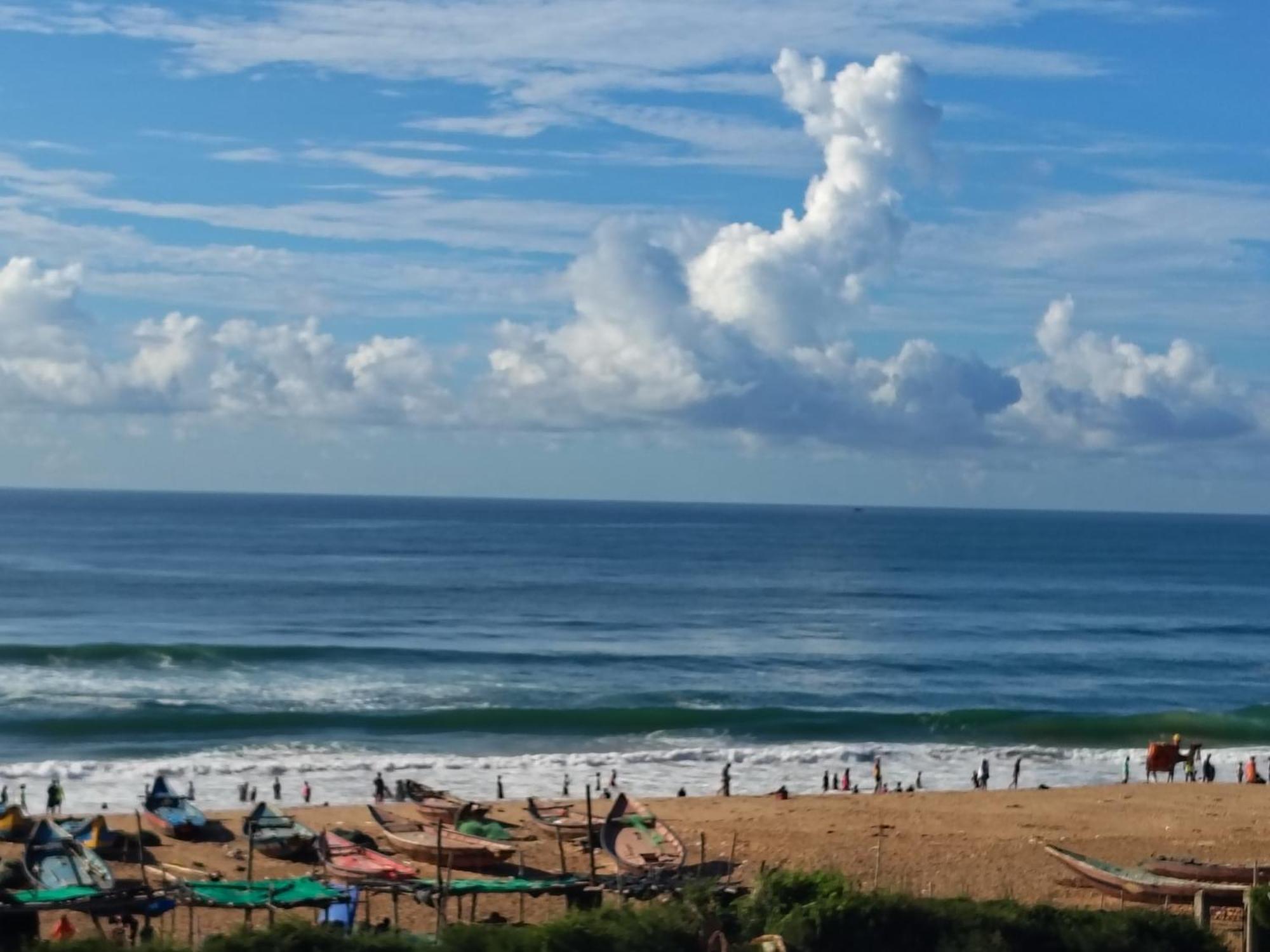 Nirman Beach Homestay Puri Esterno foto