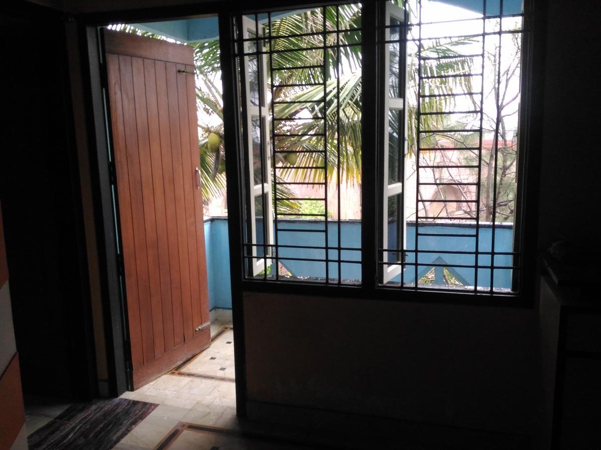 Nirman Beach Homestay Puri Esterno foto
