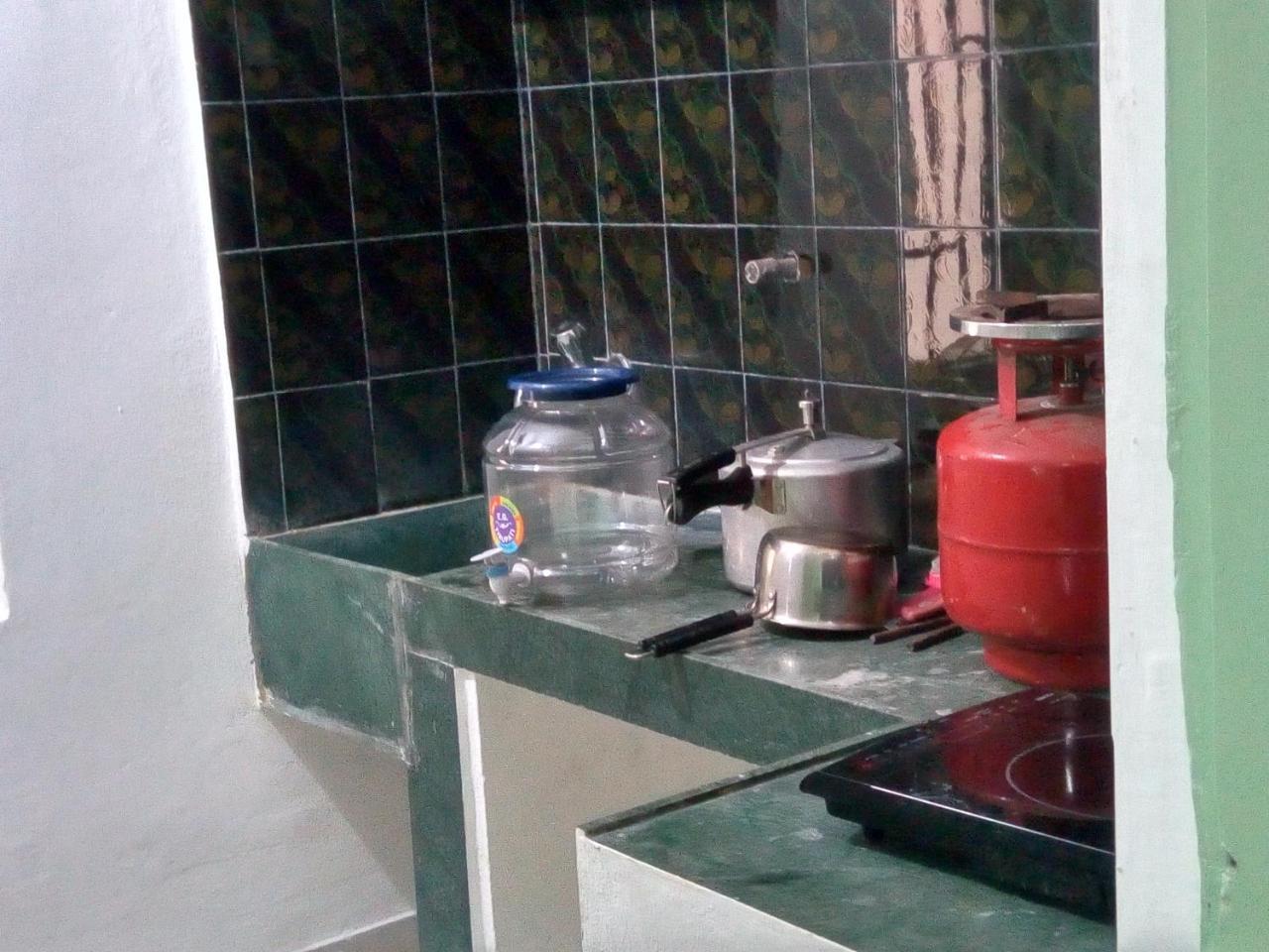 Nirman Beach Homestay Puri Esterno foto